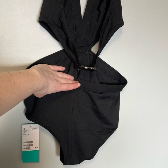 NWT H&M Black Cut Out One Piece Swimsuit - Picture 7 of 7